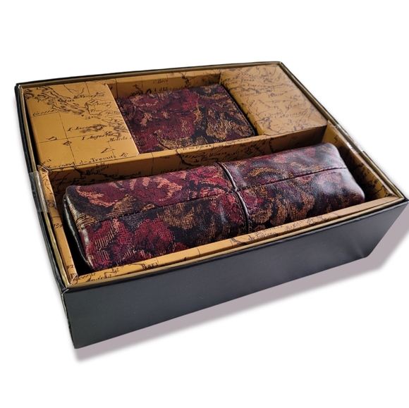 Patricia Nash Luzzi Leather Vintage Floral Brocade Wallet Isla Cosmetic โฆ - Picture 3 of 12